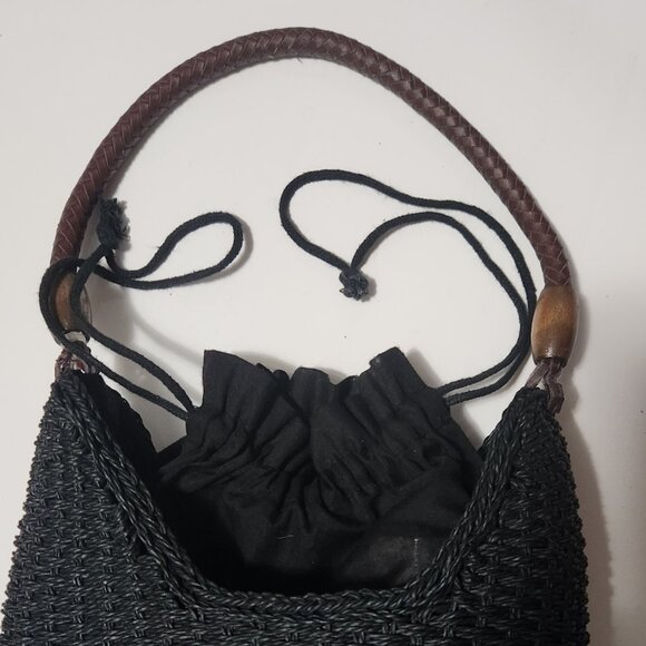 Black woven pattern handbag, inner lining drawstirng cinch tie pouch - Picture 5 of 9